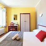 Logis La Cremaillere فندق