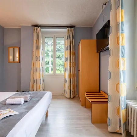 Logis La Cremaillere 2*