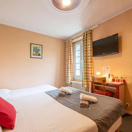 Logis La Cremaillere 2*