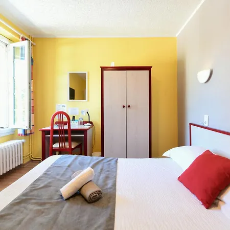 Logis La Cremaillere Отель