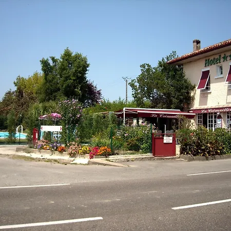 Logis La Cremaillere Отель Hagetmau